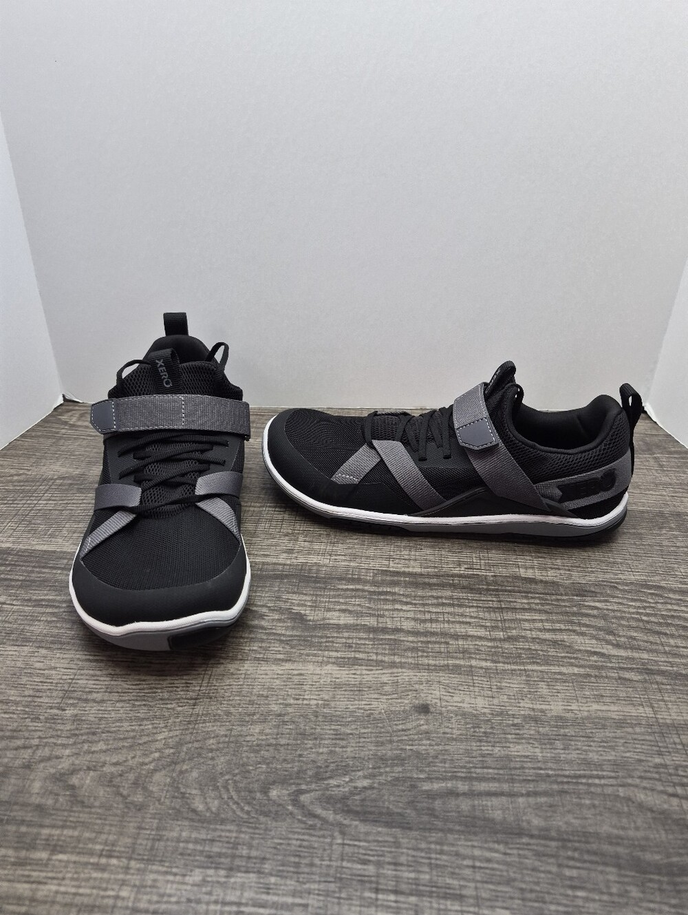 Xero Shoes Forza Trainer Barefoot Shoes Sneakers Women Size 6.5 New